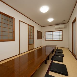 《お子様連れのお客様も安心してご利用いただけるお座敷席です◎》