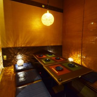 [Complete private room with digging all seats] A calm private room space.It is separated from the surrounding seats so you can relax.