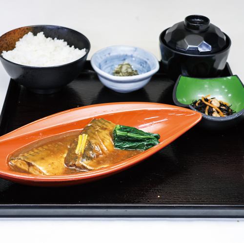 本日の焼魚定食/本日の煮魚定食　各