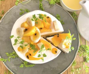 Mango and banana shortcake (with lychee sorbet) (seasonal only)