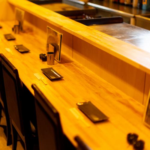 ≪カウンター≫ 6席