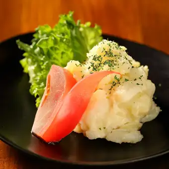 昔ながらのあったかポテサラ