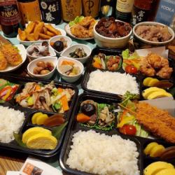 Various take-out lunch boxes