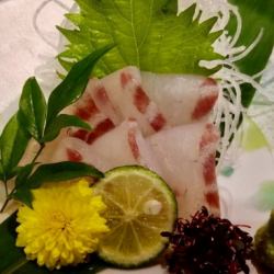 Live-killed Sakura-dai snapper sashimi