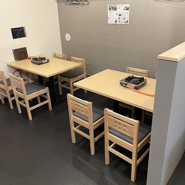 【ちょい飲み大歓迎★】しゃぶしゃぶはもちろんの事、サイドメニューにも力をいれています。また、お席のチャージ料金などは発生しないため2次会あとのちょい飲みなどに最適です。リラックスして楽しむことができ、友人との会話や、ゆったりとした時間をお過ごしください。