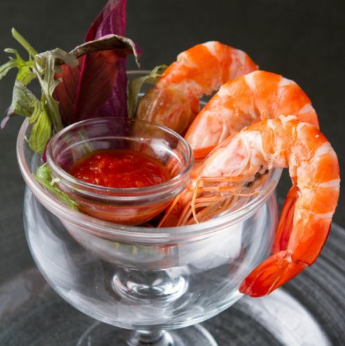 New Caledonian angel shrimp poche with jalapeno spicy cocktail sauce