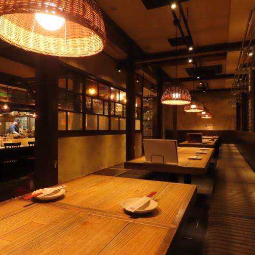 <p>大人数でワイワイと盛り上がること間違いなし！歓迎会・送別会、お友達同士の打ち上げやサプライズパーティーなど、各種ご宴会での貸し切りにも対応しております。ご予算・お料理・ドリンクのご相談や詳細につきましてはぜひお気軽にお問い合わせくださいませ☆</p>