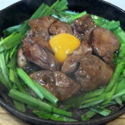 鉄板あつあつレバニラ玉