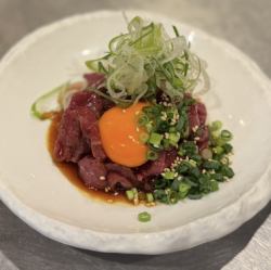 特製ダレde馬刺しユッケ