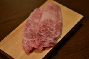 Japanese Black Beef Top Kalbi (4 slices)