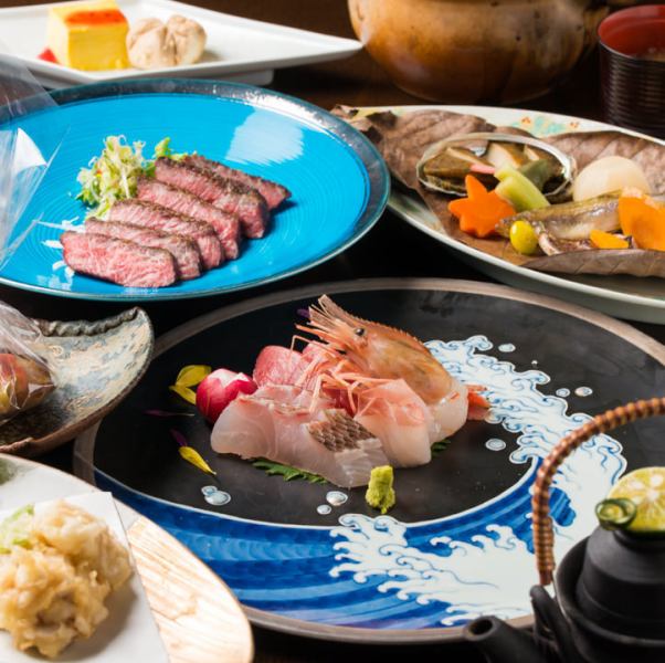 受歡迎的套餐[牛排特別套餐8,000日元（不含稅）]使用精選的海鮮和時令蔬菜製作的時令料理