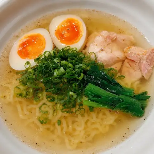 じとっこラーメン