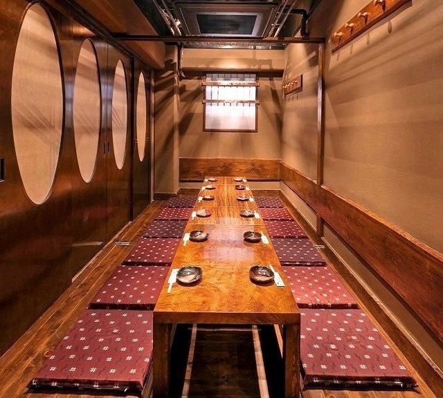A popular hidden gem near Hakata Station.Private room available for up to 24 people.