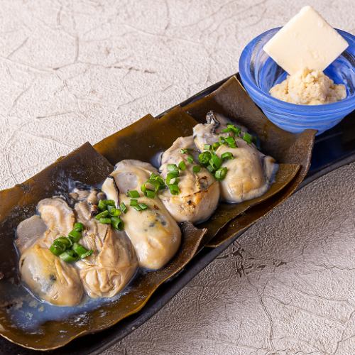 牡蠣の昆布焼き - 山わさびバター仕立て -