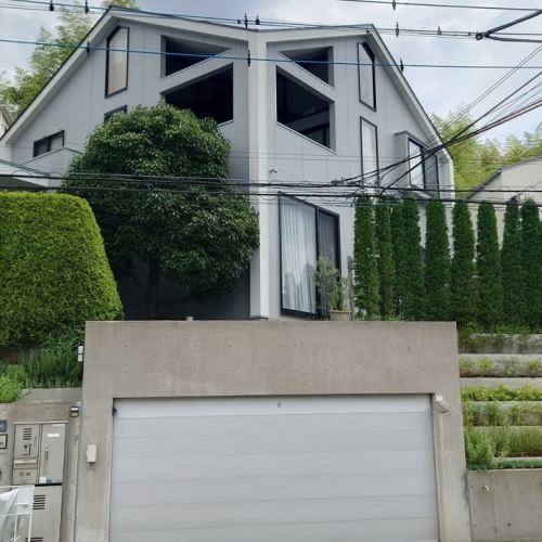 大人の隠れ家にご招待