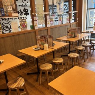 40名様～承ります。ご相談くださいませ。小宴会から大人数宴会まで、多彩なシーンでご利用いただいています