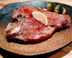 Tボーンステーキ600g