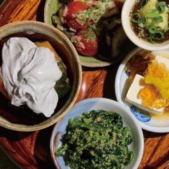 [3 hours of all-you-can-drink included] Relax and enjoy seasonal obanzai and luxurious dishes with the "Special Tomoriba Course"