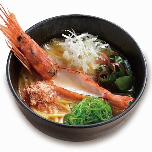 Shrimp ramen with chicken broth soup