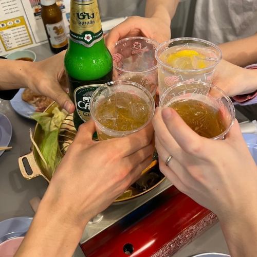 タイの定番ビールで乾杯！
