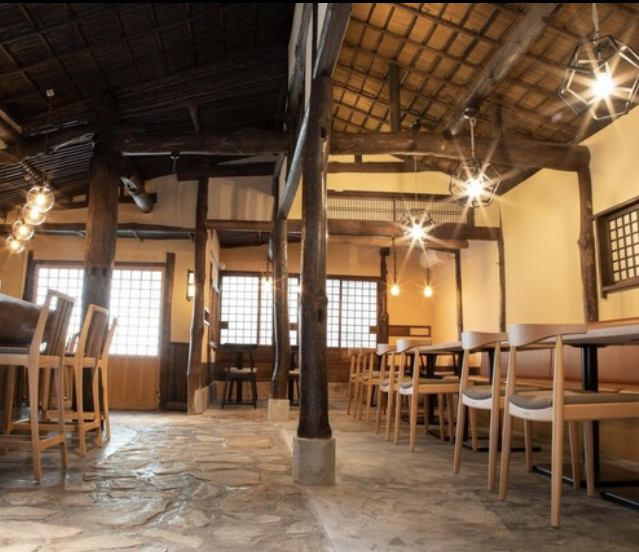 Perfect for a date in Asakusa or a meal with your children or family! At Lavasara Bettei, we strive to meet a wide range of requests from everyone.We paid special attention to the atmosphere from the entrance to the store! It's sure to look great in photos ☆