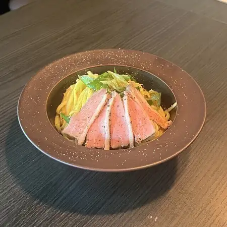 炙り鴨と九条葱の柚子胡椒パスタ