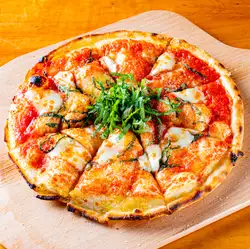 Margherita pizza with shiso aroma (approx. 20cm)