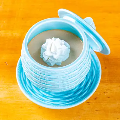 Steamed pudding with fragrant roasted green tea