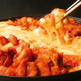 [Cheese Dakgalbi Course] Includes a side dish and a final meal