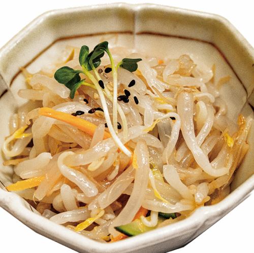 Bean sprouts namul