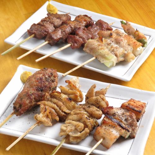 Handmade skewers from 198 yen (tax included)