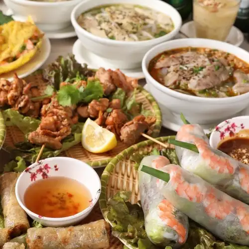≪大宮で本場の味≫種類豊富なベトナム料理！