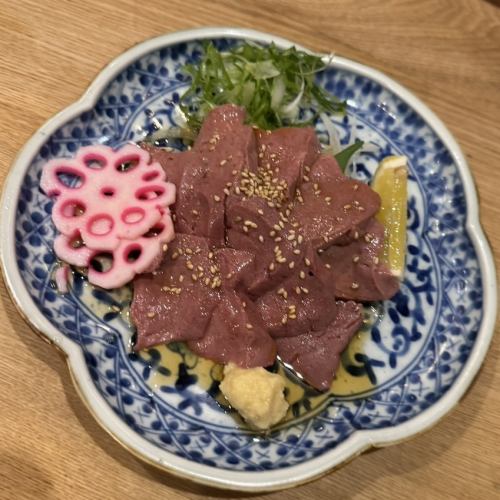 63度火入れ牛レバー刺