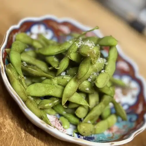 黒枝豆の塩茹で