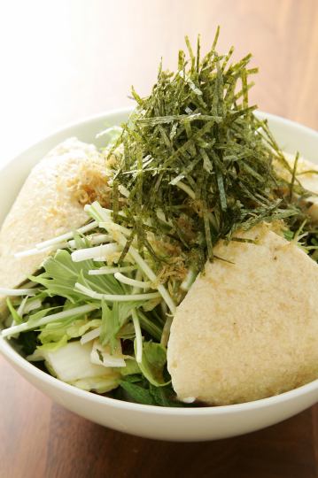 经典小吃菜单“Jakoto豆腐沙拉”