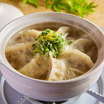 【围炉屋套餐】青海苔饺子、鲭鱼片等/3小时无限量畅饮、9道菜、5,000日元