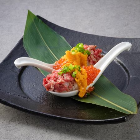 新名物!レンゲ肉寿司