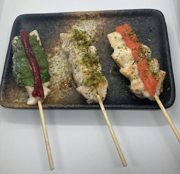 ■We have a variety of ``charcoal original skewers'' that are very popular at Okefuku!