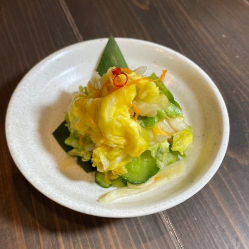 [One dish] Lightly pickled spring cabbage