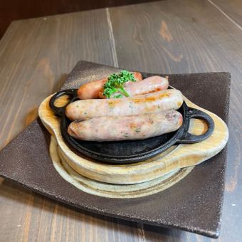 [Meat Festival] Teppanyaki with two types of sausages