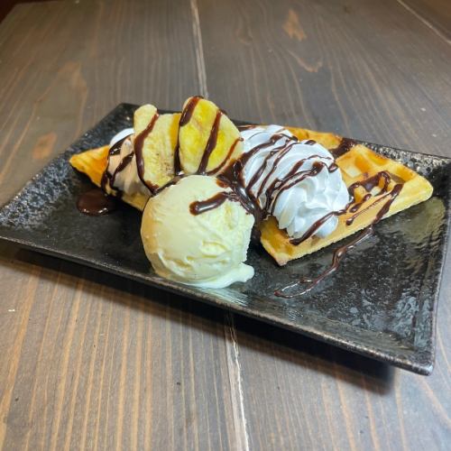 [Dessert] Charcoal-grilled waffle (chocolate banana/caramel banana)