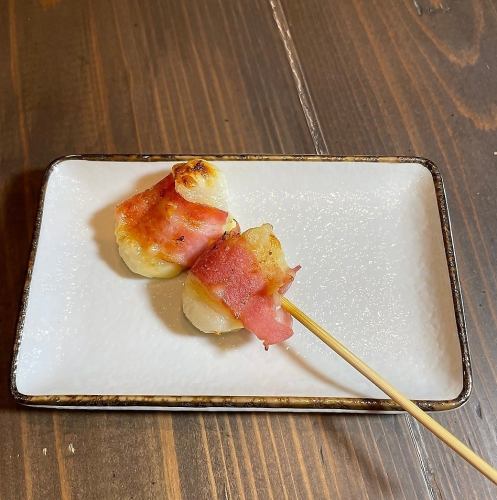 〈串焼き〉もちチーズベーコン