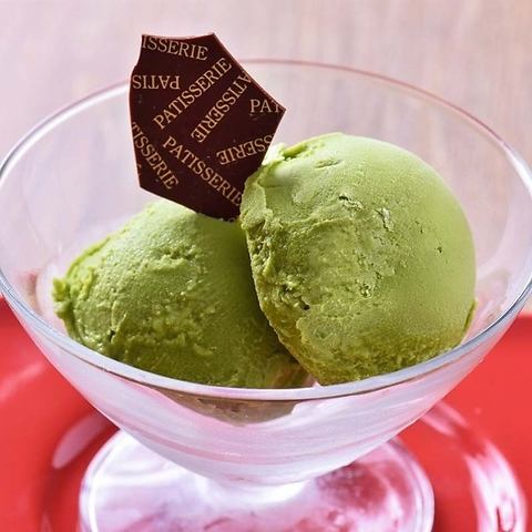 Matcha ice cream