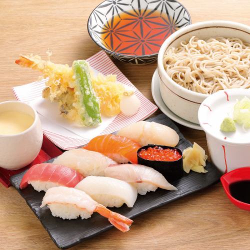 Sushi 8 pieces and soba set on tray