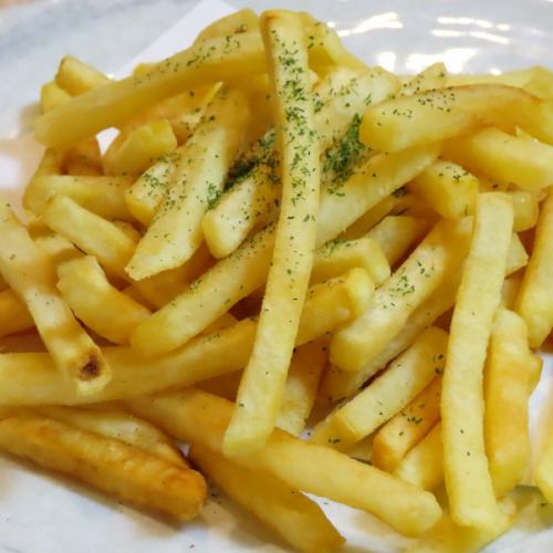 ポテトフライ 【めかぶ塩・3種のチーズ】