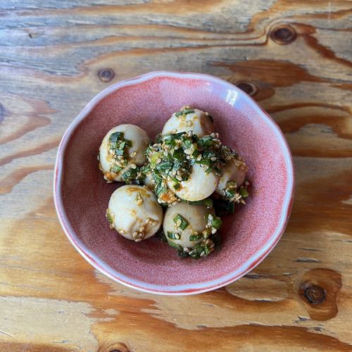 Quail eggs-pickled chive sesame soy sauce-