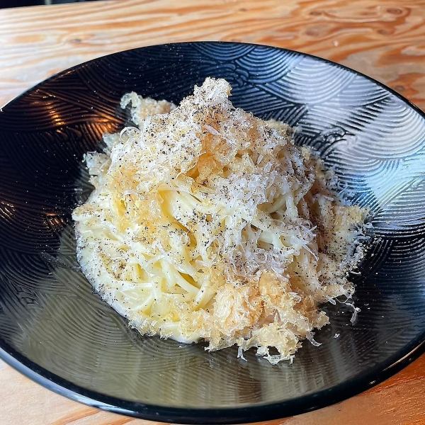 【カチョエペペ<チーズと黒胡椒のシンプルパスタ(淡路製麺生麺)>】
