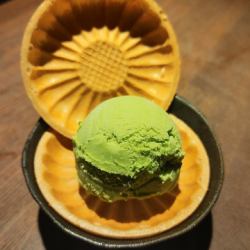 焼き鳥屋の最中アイス