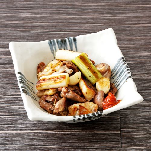 鶏ハツと鶏モモのにんにく焼き