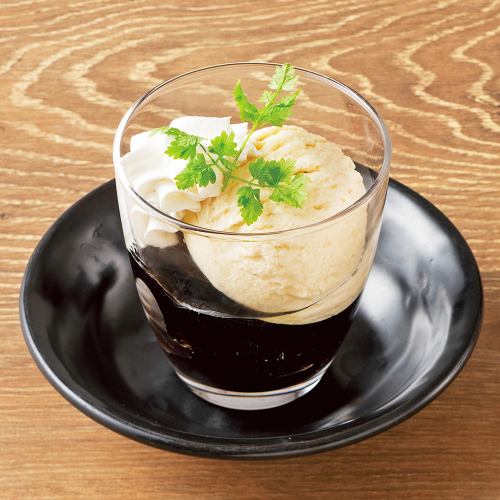 ヘーゼルナッツ風味の珈琲ゼリー
